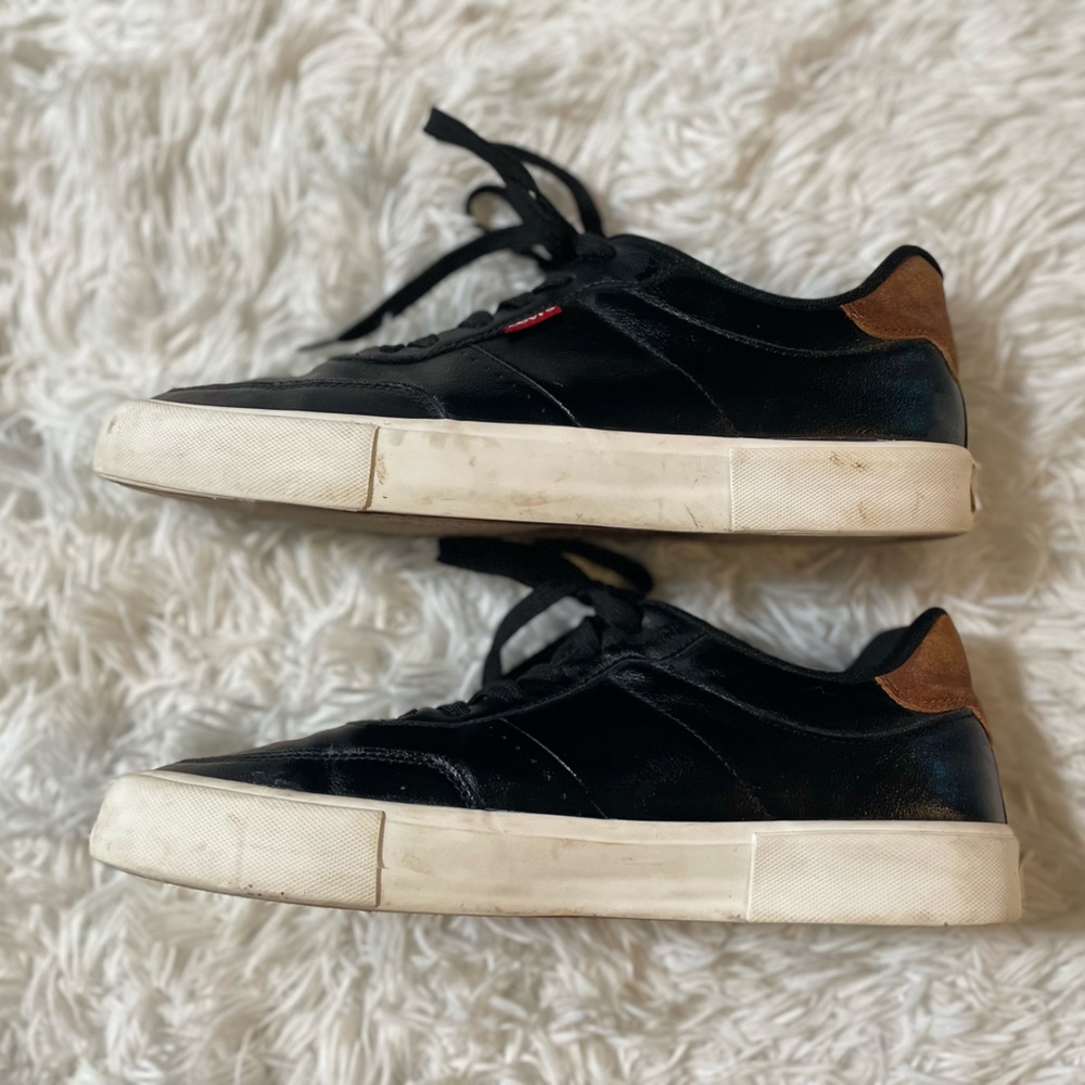 Levi's Mens Munro Faux Leather Retro Low Top Sneakers Black Classic Shoes 10 - Picture 4 of 9